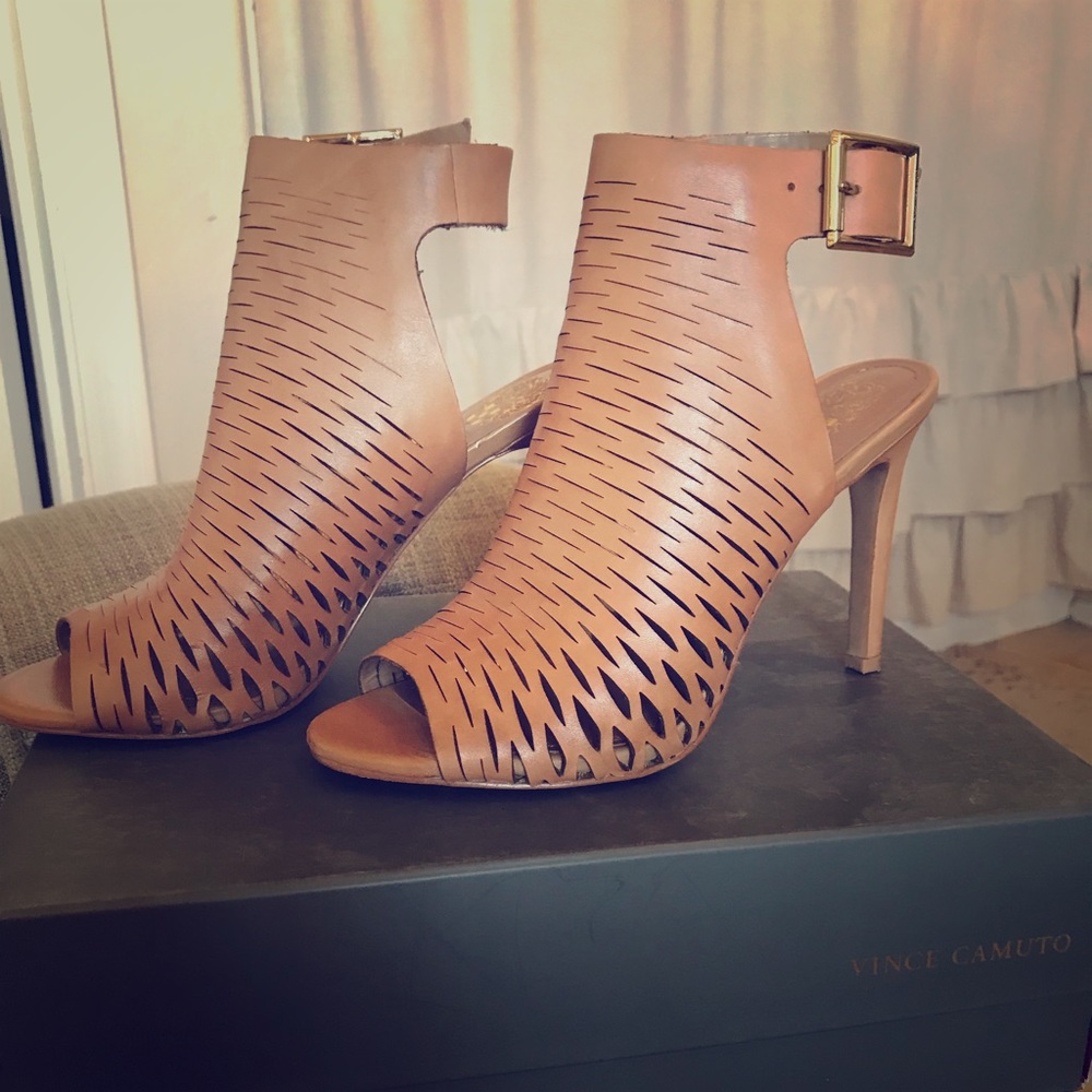 Vince Camuto Heels